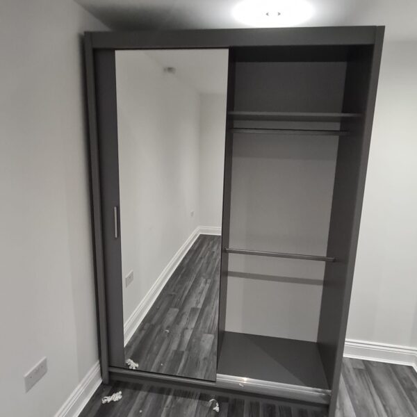 Mirrored Sliding Wardrobe - Image 2