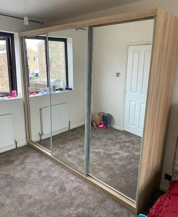 Spacious Sliding Wardrobe